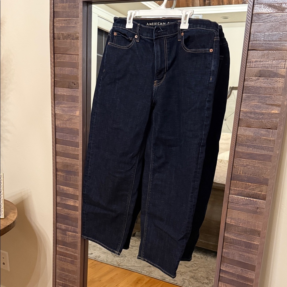 American Eagle Outfitters Women's Dark Blue Barrel Jeans